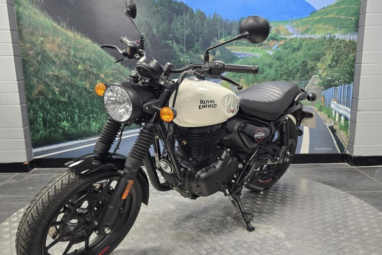 ROYAL ENFIELD HUNTER 350