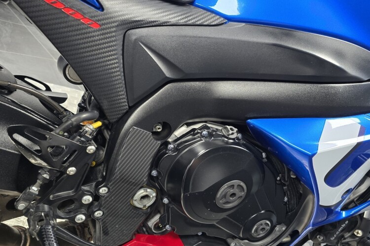 SUZUKI GSX-R1000