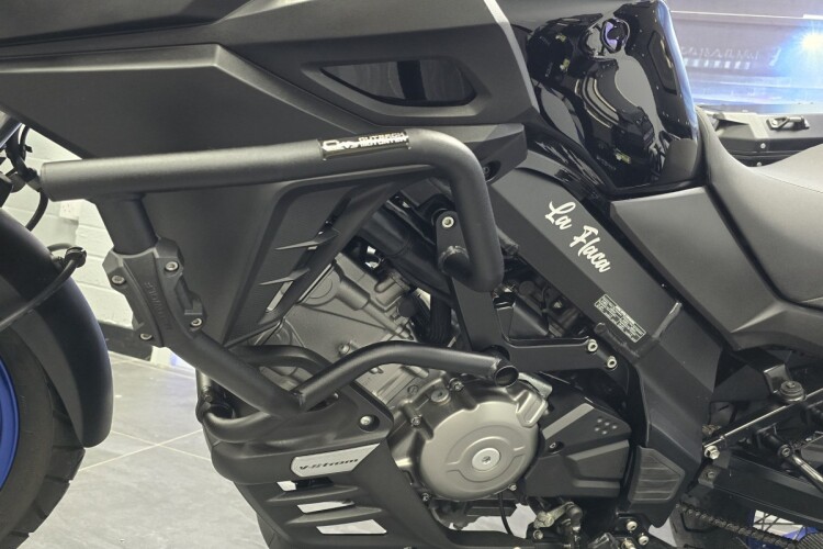 SUZUKI V-STROM 650