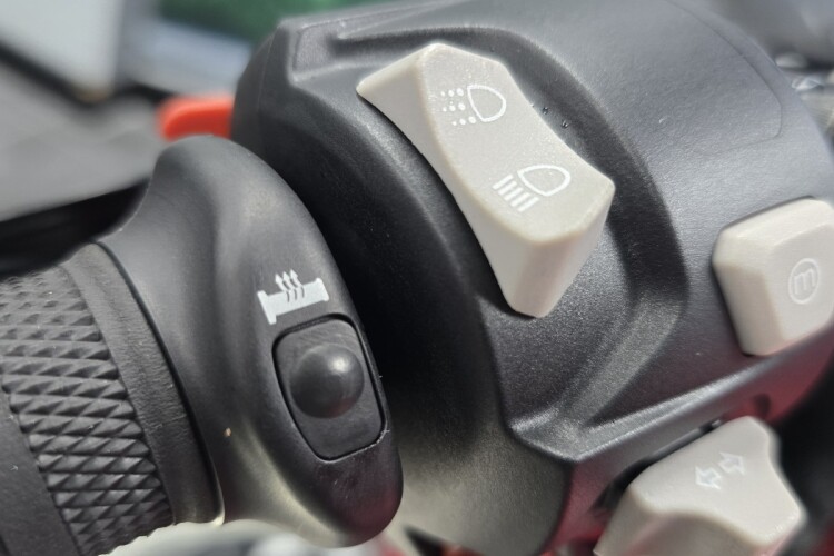 TRIUMPH STREET TRIPLE 765