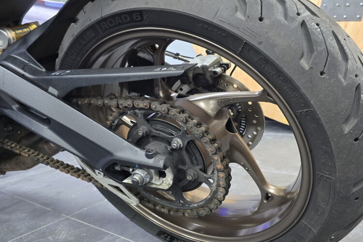 TRIUMPH STREET TRIPLE 765