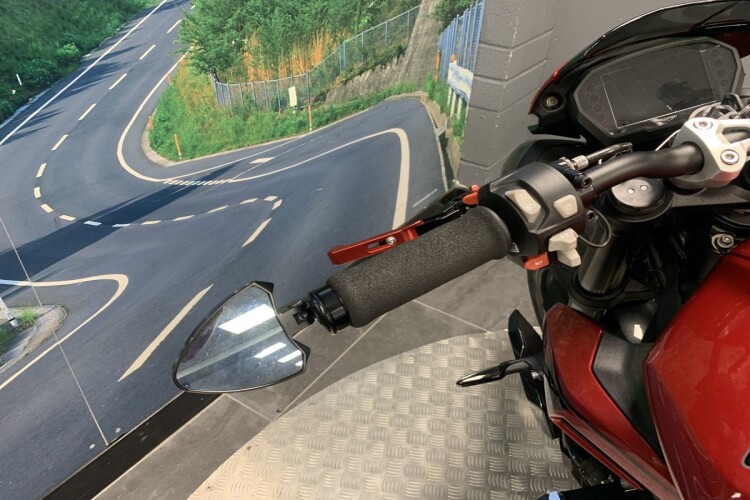 TRIUMPH STREET TRIPLE 765