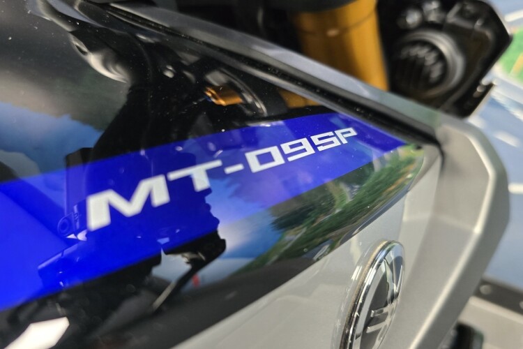 YAMAHA MT-09 SP