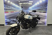 YAMAHA XSR700