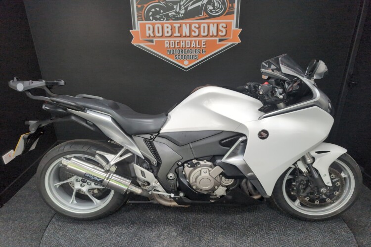 HONDA VFR1200F