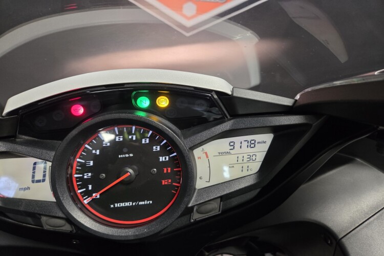 HONDA VFR1200F