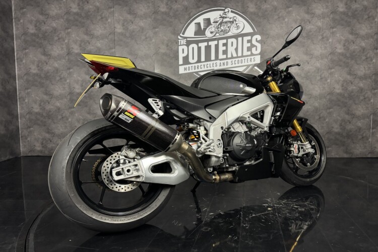 APRILIA TUONO 1100 V4