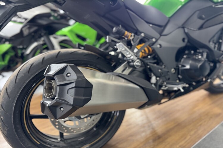 KAWASAKI NINJA 1100 SX SE