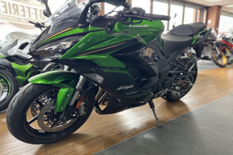 KAWASAKI NINJA 1100 SX SE