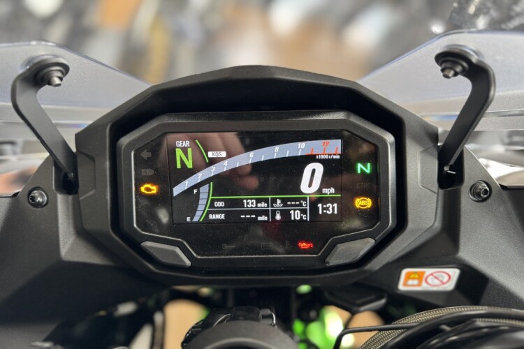 KAWASAKI NINJA 1100 SX SE