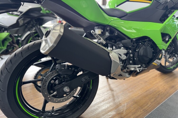 KAWASAKI NINJA 500 SE