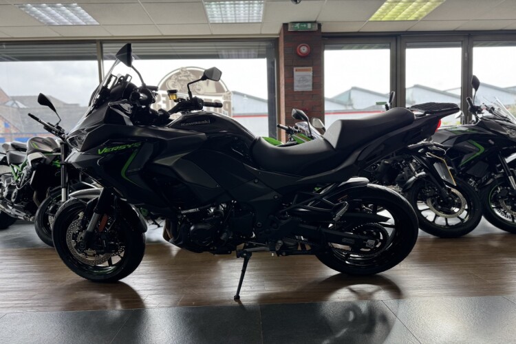 KAWASAKI VERSYS 1100