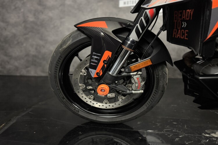 KTM 1290 SUPER DUKE R