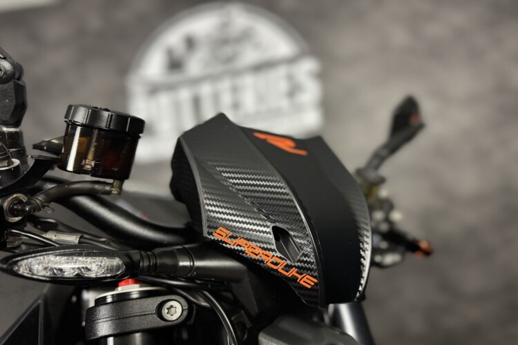 KTM 1290 SUPER DUKE R