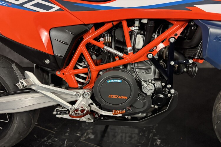 KTM 690 SMC R