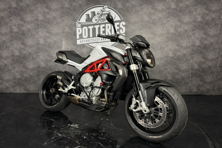 MV AGUSTA BRUTALE 800