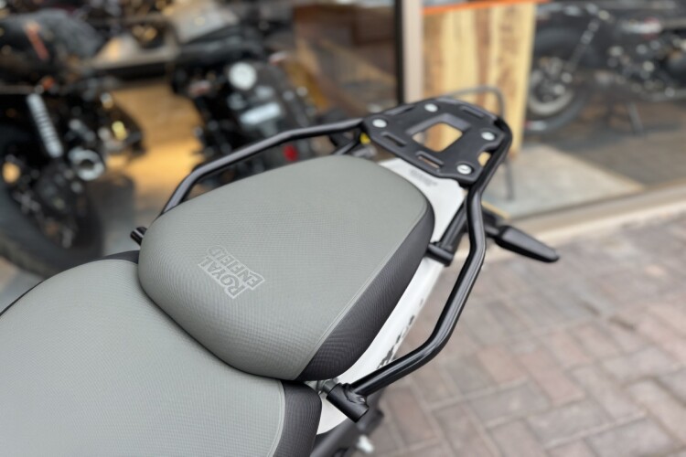 ROYAL ENFIELD HIMALAYAN