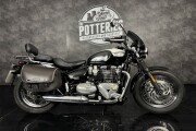 TRIUMPH SPEEDMASTER 1200