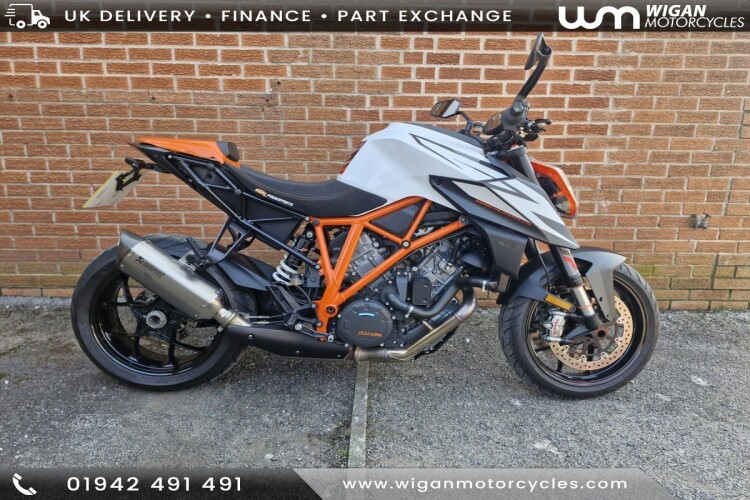 KTM 1290 SUPER DUKE R