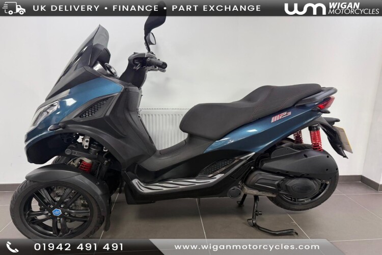 PIAGGIO MP3 300