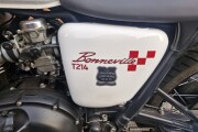 TRIUMPH BONNEVILLE T100
