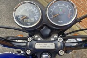 TRIUMPH BONNEVILLE T100