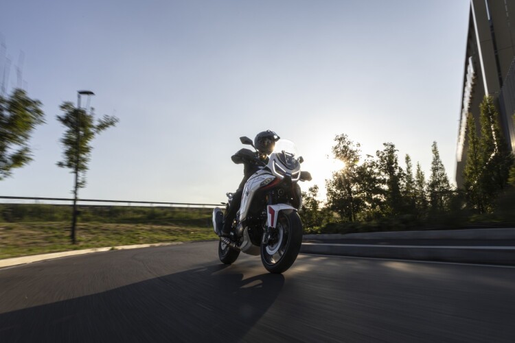 MOTO MORINI X-CAPE 1200