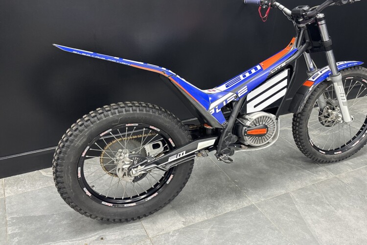 ELECTRIC MOTION EPURE