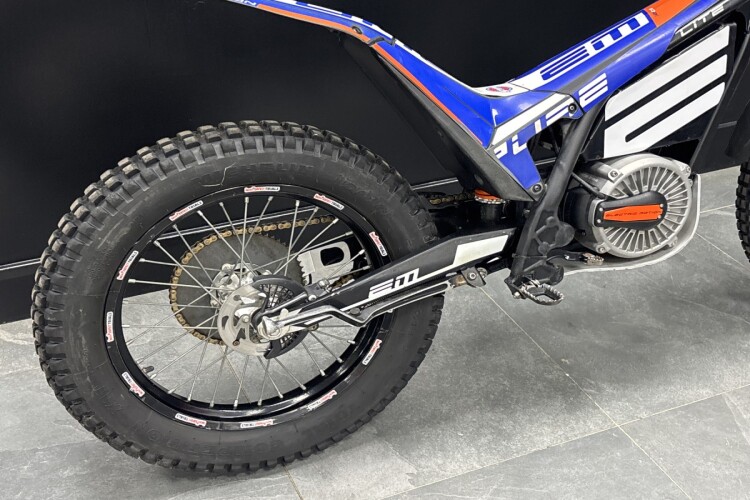 ELECTRIC MOTION EPURE