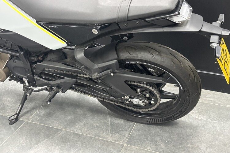 HUSQVARNA VITPILEN 401