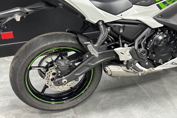 KAWASAKI NINJA 650