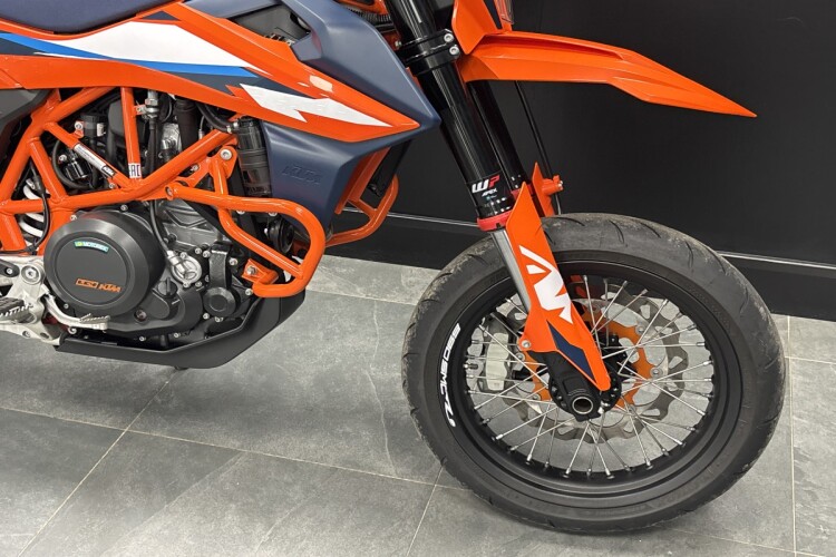 KTM 690 SMC R
