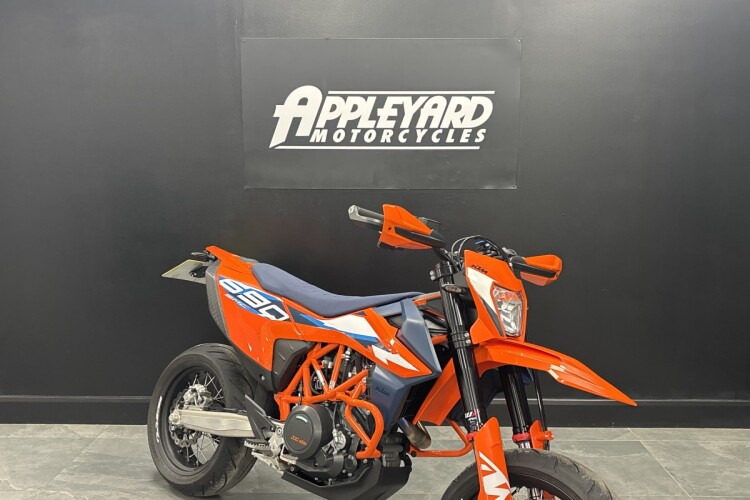 KTM 690 SMC R