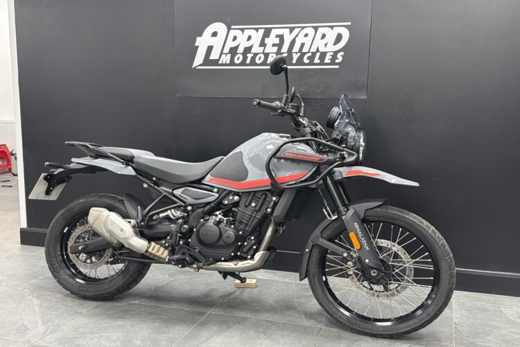 ROYAL ENFIELD HIMALAYAN 452