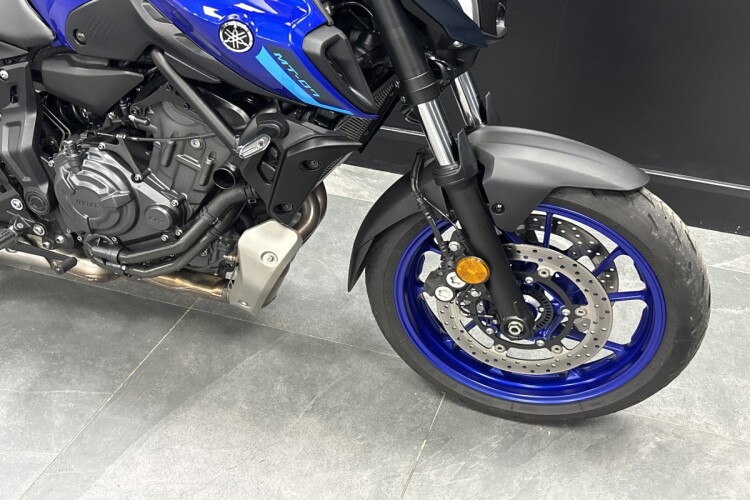 YAMAHA MT-07