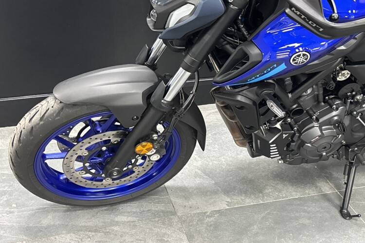 YAMAHA MT-07
