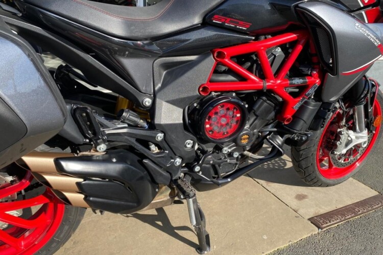 MV AGUSTA TURISMO VELOCE LUSSO RC