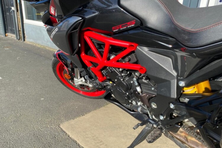 MV AGUSTA TURISMO VELOCE LUSSO RC