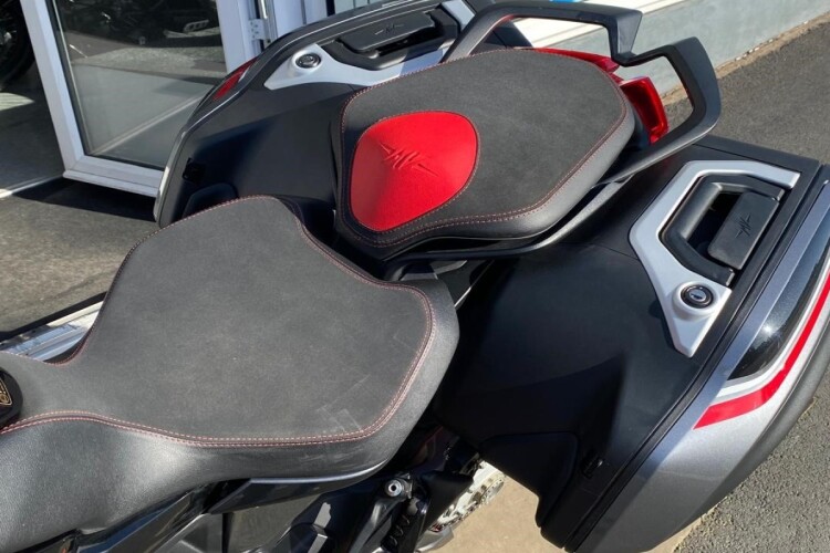 MV AGUSTA TURISMO VELOCE LUSSO RC
