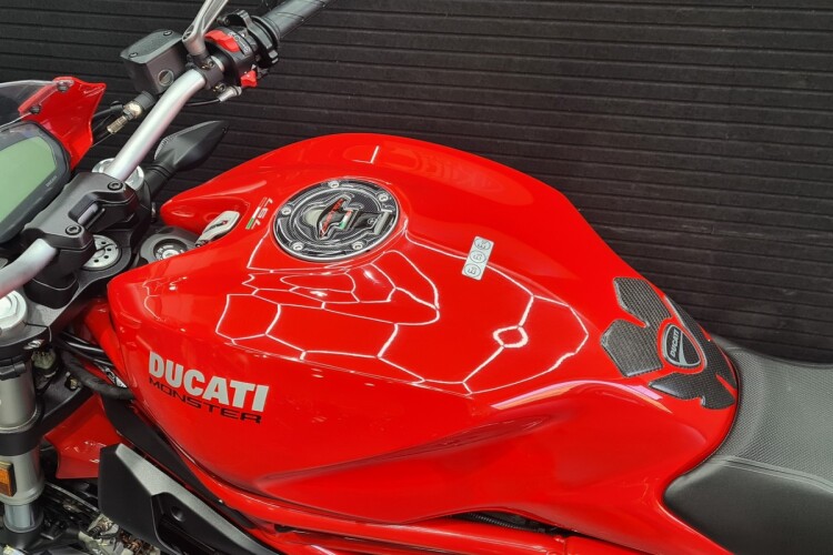 DUCATI MONSTER 797