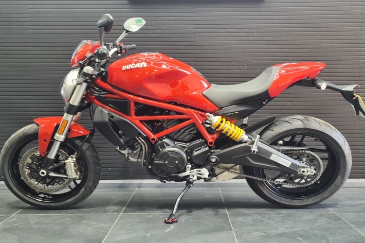 DUCATI MONSTER 797