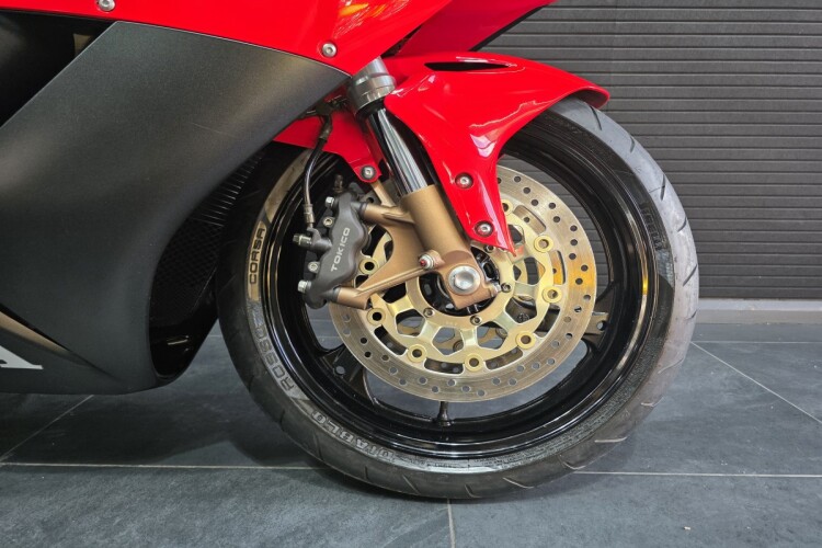 HONDA CBR1000RR FIREBLADE