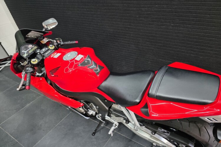HONDA CBR1000RR FIREBLADE