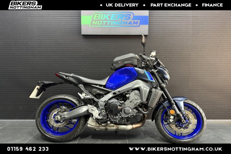 YAMAHA MT-09