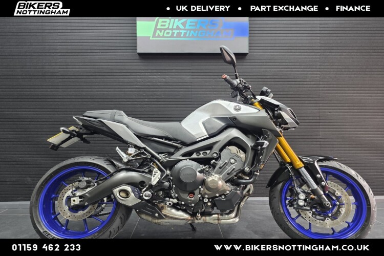 YAMAHA MT09