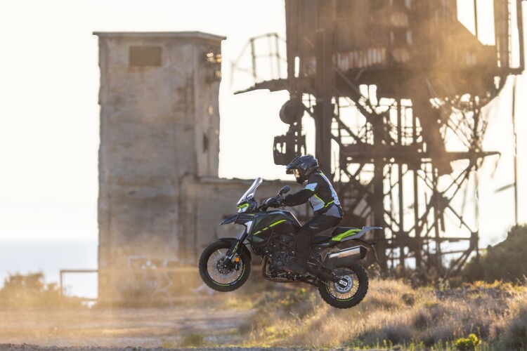 BENELLI TRK 702 X