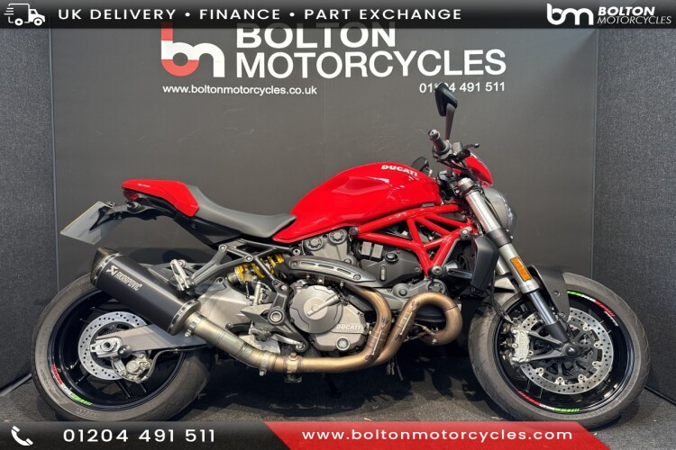 DUCATI MONSTER 821