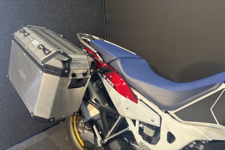 HONDA CRF1000L AFRICA TWIN