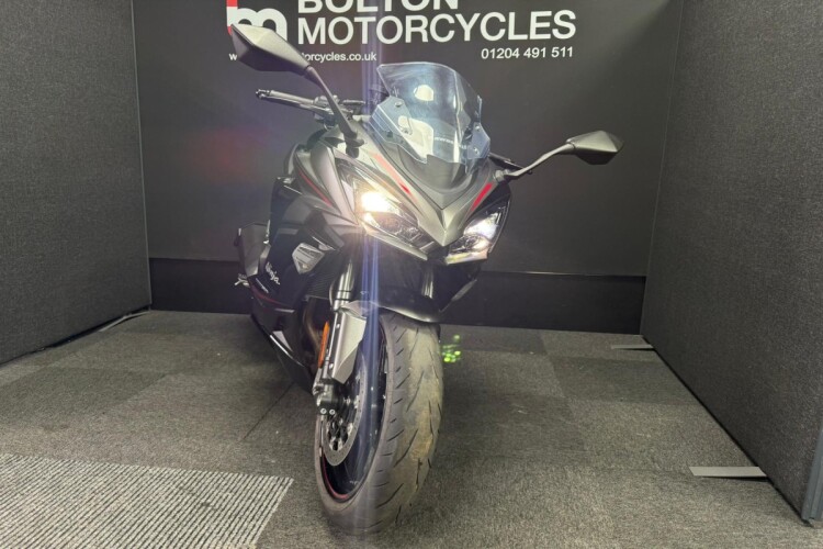 KAWASAKI NINJA 1100 SX