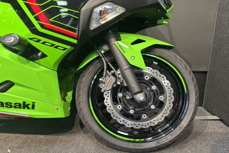 KAWASAKI NINJA 400